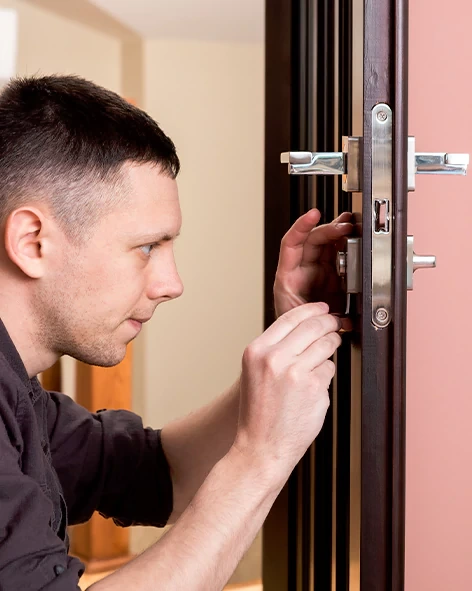 : Professional Locksmith For Commercial And Residential Locksmith Services in Castaic, CA