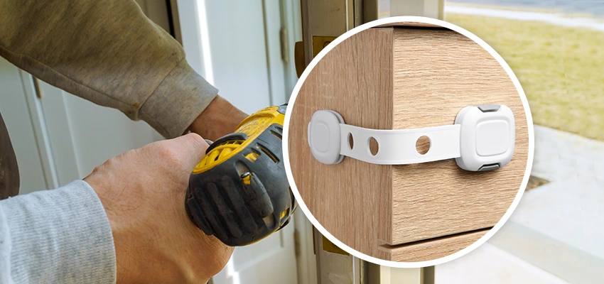 Childproof Sliding Door Locks in Castaic, CA