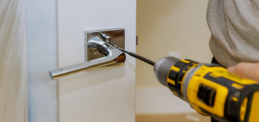 After-hours Locksmith  For Lock Troubleshooting in Castaic, California