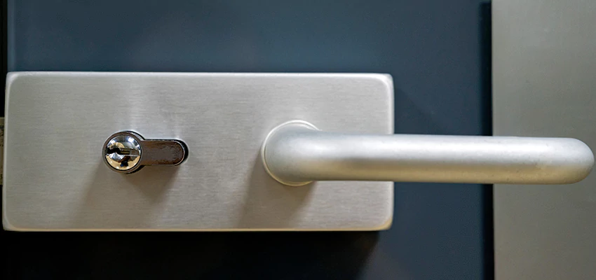 Change Patio Door Locks in Castaic, California