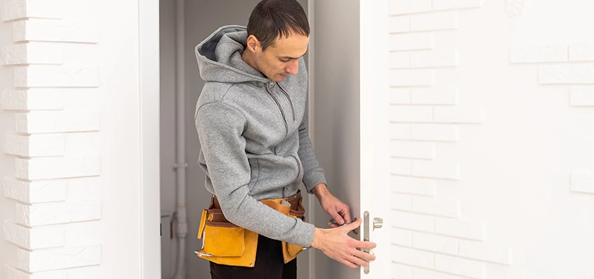 Nighttime Locksmith Near Me in Castaic, CA